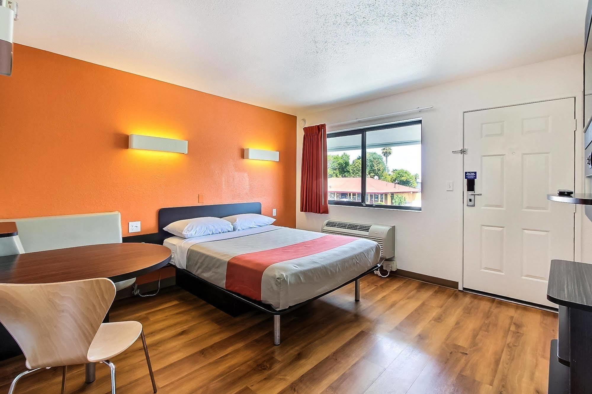 Motel 6-Sunnyvale, Ca - South Экстерьер фото