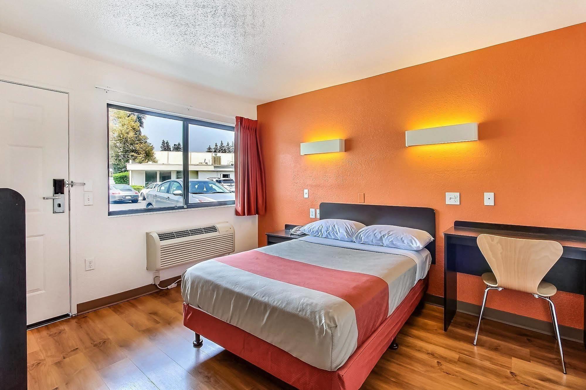 Motel 6-Sunnyvale, Ca - South Экстерьер фото